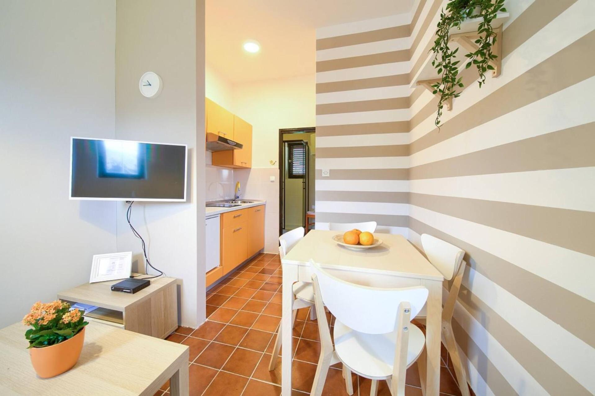 Apartments Nana - Baska מראה חיצוני תמונה